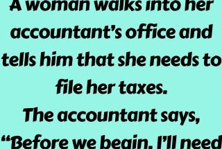 A woman walks into her accountant’s office